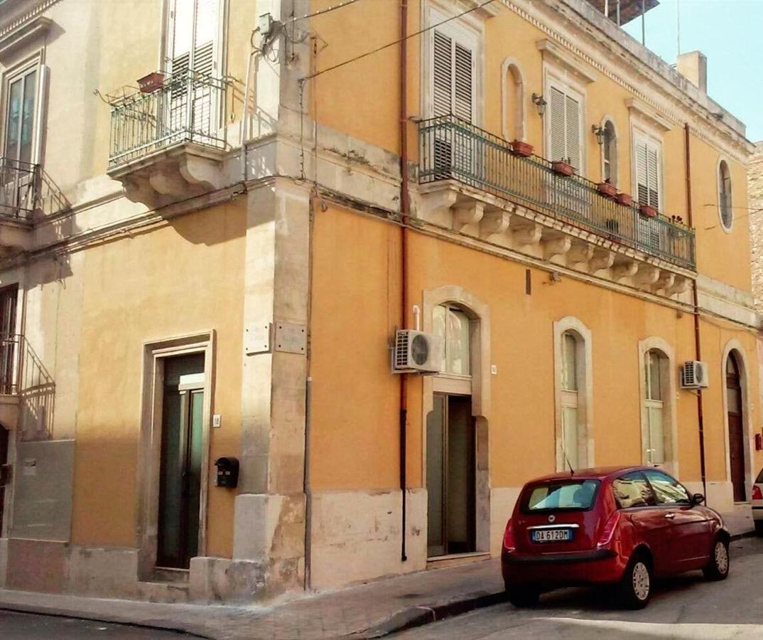 La Piccola Casa Di Angela Villa Syracuse Eksteriør bilde
